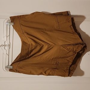 💛Nine West Shorts🤎